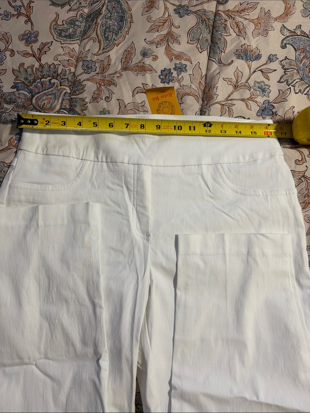 Ruby Rd. White ankle Pants - Picture 9 of 11
